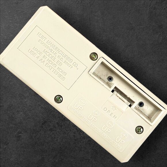 Vintage EB Boston Electric Pencil Sharpener Motor Runs Needs Repair Battery - Picture 7 of 10